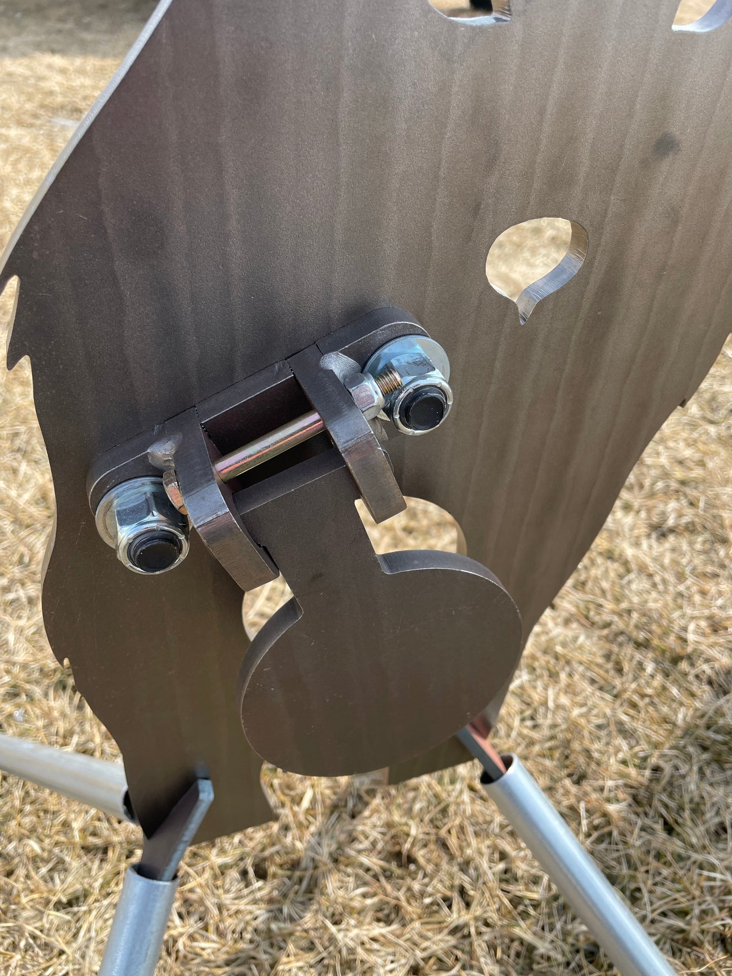 Full Size AR500 Front Facing Coyote Target W/ Reactive Vital